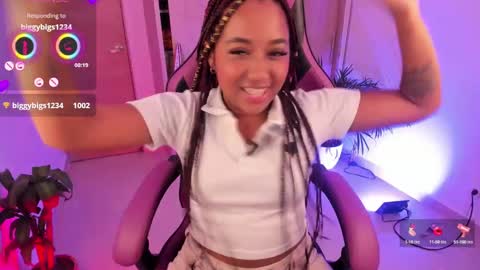 Snapshot of aisharose_ chatting on January 2025 04:19:02 AM Aisha online show from January 2025 04:19:02 AM