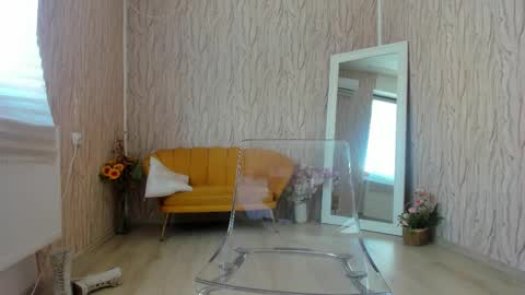 Aisha online show from February 2025 09:39:02 AM