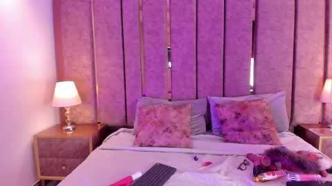 AishaValcazar online show from March 2026 03:56:01 AM