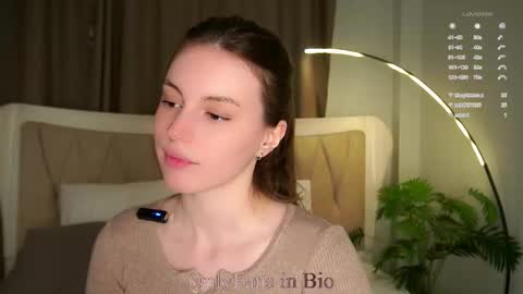 Snapshot of aislyfarran chatting on December 2025 05:16:01 AM Aliza online show from December 2025 05:16:01 AM