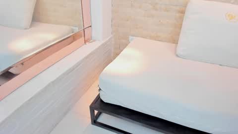  AITANA online show from February 2026 03:37:02 AM