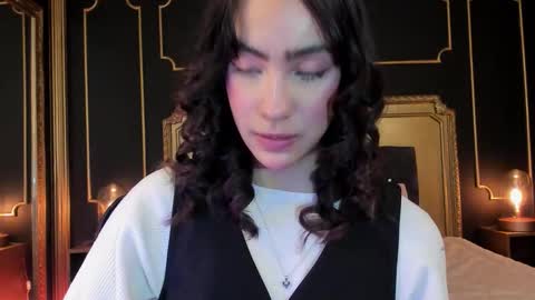 Aitana online show from November 2025 12:19:02 PM