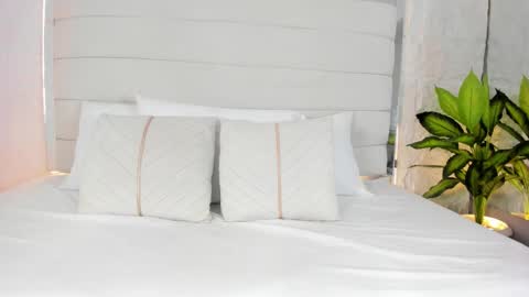 aitananoa online show from March 2026 08:26:01 PM