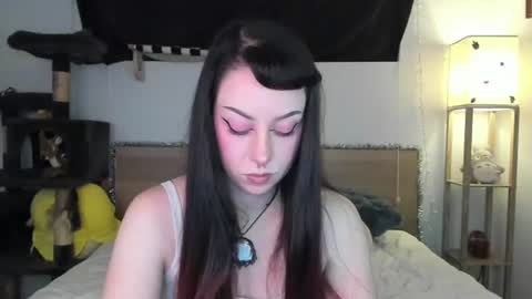 Aivie Pink online show from July 2026 08:07:01 AM