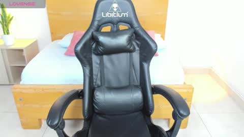 Aixa Burgos online show from December 2024 03:05:01 PM