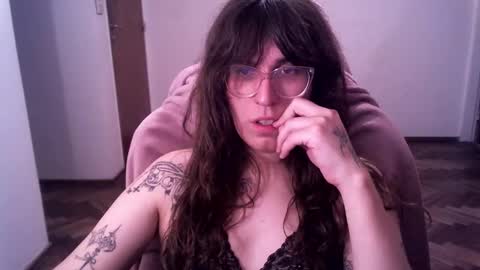 Veronica Akame 3 online show from November 2025 01:17:01 AM