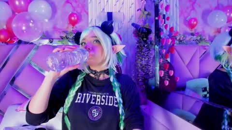 Snapshot of akane_hikari_ chatting on February 2026 04:52:01 AM akane hikari online show from February 2026 04:52:01 AM