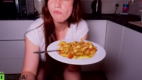 Akasha online show from May 2026 06:02:02 PM