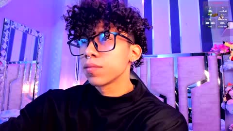 Snapshot of akazaboy chatting on March 2026 04:57:02 AM akazaboy online show from March 2026 04:57:02 AM