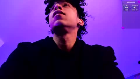 Snapshot of akazaboy chatting on April 2026 04:45:02 AM akazaboy online show from April 2026 04:45:02 AM