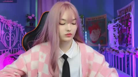 Akemi online show from February 2025 01:24:01 PM