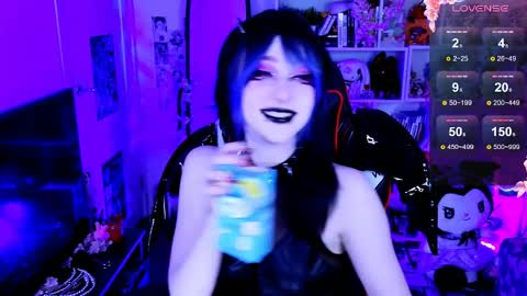 Snapshot of aki__ra chatting on April 2026 12:04:01 AM Aki online show from April 2026 12:04:01 AM