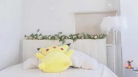 akina_star online show from October 2025 04:42:01 AM