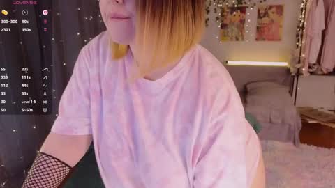 Aki online show from June 2026 01:39:01 AM