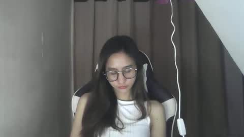 akira_z101 online show from March 2025 02:15:02 PM