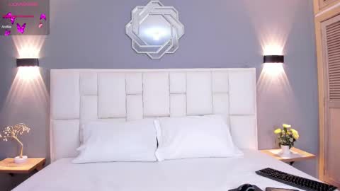 Snapshot of akirakings chatting on November 2025 03:59:02 AM AKIRA online show from November 2025 03:59:02 AM