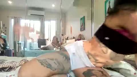 Snapshot of akirazayy chatting on February 2026 06:17:01 AM Akira Zay online show from February 2026 06:17:01 AM