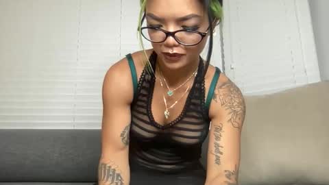 Snapshot of akirazayy chatting on March 2026 09:32:02 AM Akira Zay online show from March 2026 09:32:02 AM