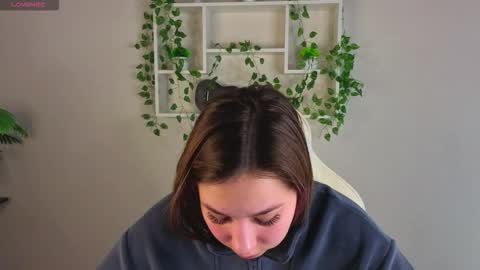 Snapshot of al1ice_moures chatting on November 2025 01:15:01 AM Al1ice online show from November 2025 01:15:01 AM