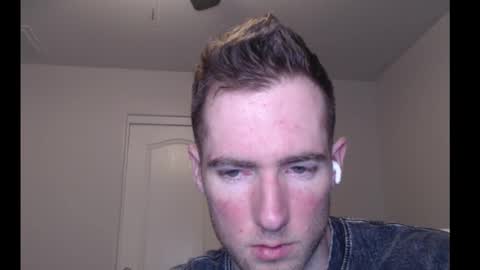 Snapshot of al3xzanderth3gr3at chatting on March 2026 06:06:01 AM Alex online show from March 2026 06:06:01 AM