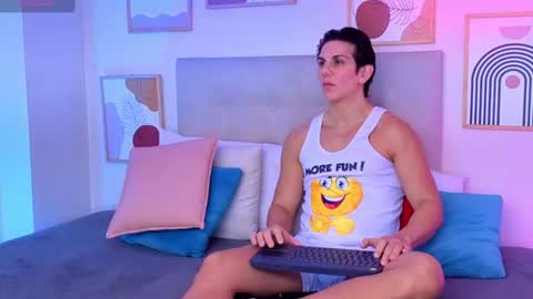 Snapshot of al_miko chatting on July 2026 12:19:01 AM Al Fox Miko Fortuni online show from July 2026 12:19:01 AM