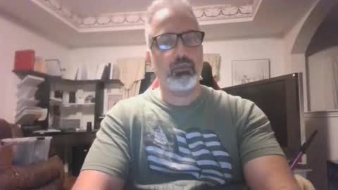 Snapshot of aladdin31673 chatting on November 2025 02:12:02 AM aladdin31673 online show from November 2025 02:12:02 AM