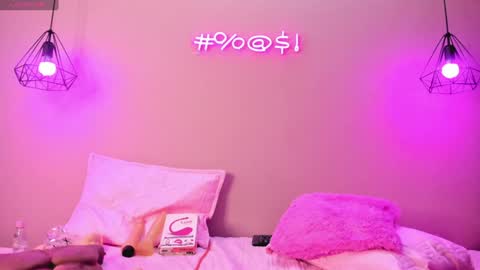 Alahia  online show from February 2025 03:28:02 PM