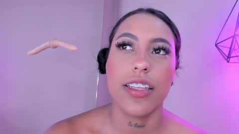 Alahia  online show from March 2025 05:49:02 PM