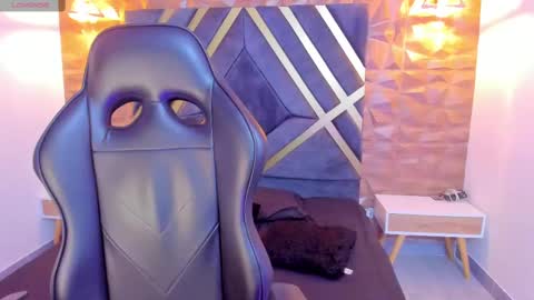 ALAHIA online show from October 2025 11:27:02 AM