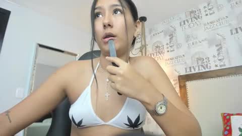  A L A H I A  online show from December 2025 03:16:02 AM