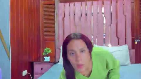 AlahiaEvanss online show from June 2026 12:00:02 AM