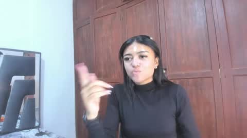 Snapshot of alaia2_ chatting on April 2026 02:44:02 PM Alaia2 online show from April 2026 02:44:02 PM