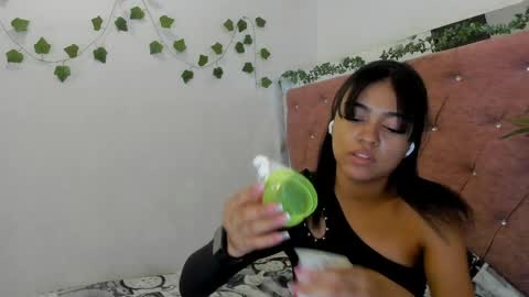 Snapshot of alaia2_ chatting on May 2026 02:11:01 PM Alaia2 online show from May 2026 02:11:01 PM