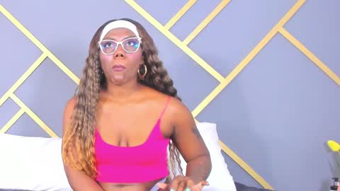 alaia_colins online show from January 2025 06:45:02 AM