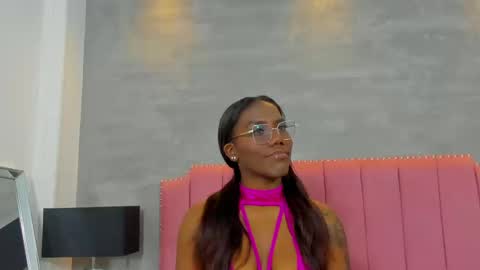 Snapshot of alaia_colins chatting on November 2025 03:49:02 AM alaia_colins online show from November 2025 03:49:02 AM