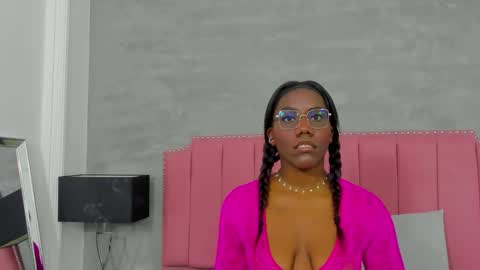 Snapshot of alaia_colins chatting on November 2025 03:50:02 AM alaia_colins online show from November 2025 03:50:02 AM