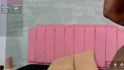 alaia_colins online show from February 2026 05:38:01 AM