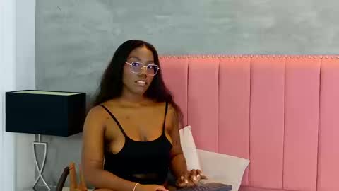 alaia_colins online show from March 2026 11:41:01 PM