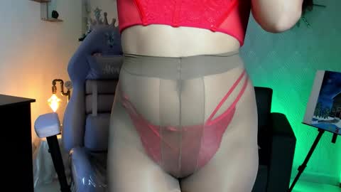 Alaia online show from December 2025 11:02:01 PM