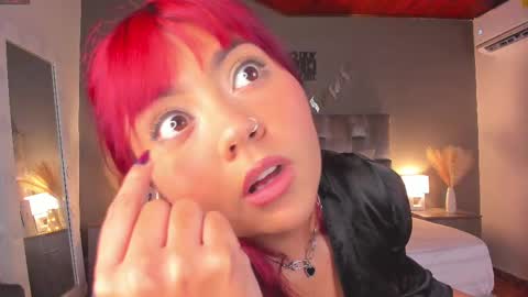  Alaia  online show from February 2025 05:41:02 PM