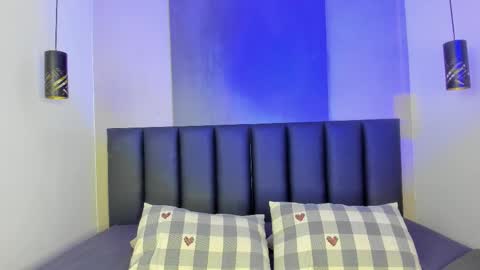  Alaia  online show from November 2025 12:02:02 PM