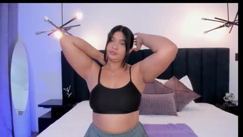 Alaia online show from February 2026 08:07:01 PM