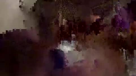 Snapshot of alain420 chatting on January 2025 09:41:01 AM Tom online show from January 2025 09:41:01 AM