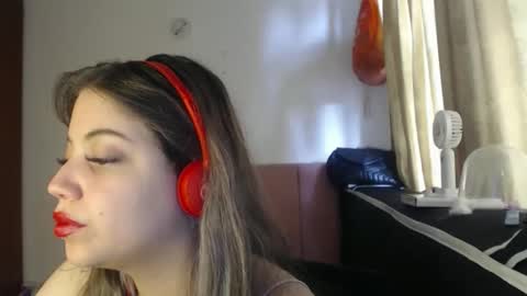 Snapshot of alaina_blessed chatting on May 2026 08:35:02 PM alaina_blessed online show from May 2026 08:35:02 PM