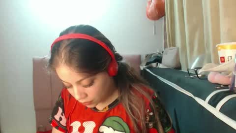 Snapshot of alaina_blessed chatting on May 2026 12:41:01 AM alaina_blessed online show from May 2026 12:41:01 AM