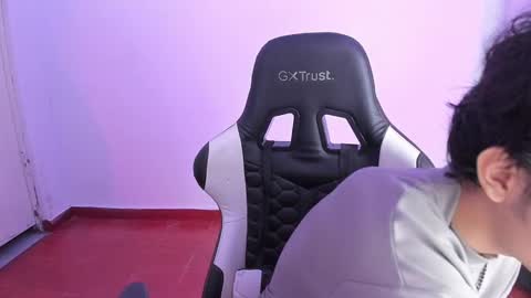 alan18n online show from February 2025 03:50:01 AM