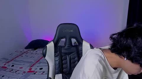 alan18n online show from November 2025 04:45:02 AM