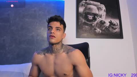 alan_morrys online show from January 2025 02:08:02 AM