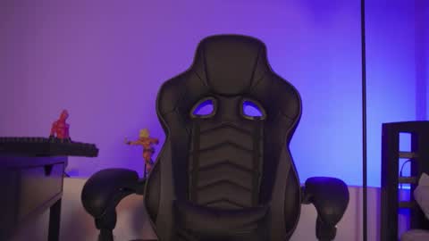 Snapshot of alan_muscle chatting on March 2026 11:31:01 PM Alan online show from March 2026 11:31:01 PM