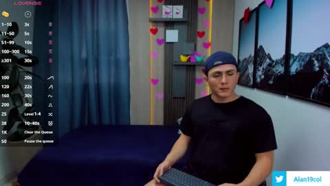 Snapshot of alan_nd_kevin chatting on February 2025 07:21:01 PM Alan  Kevin can we reach 100 thumbs up please guys  online show from February 2025 07:21:01 PM